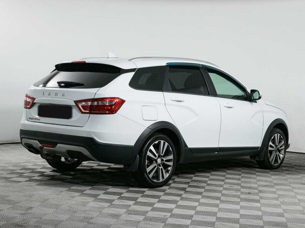 Lada (ВАЗ) Vesta SW, 2018 - фото №4